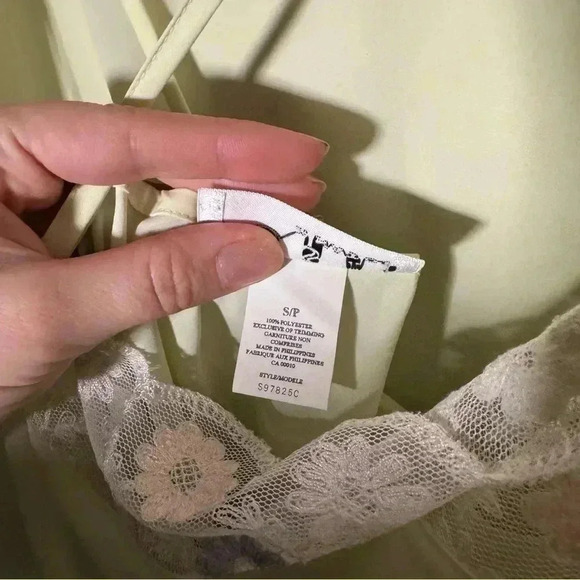 NWT Vintage Josie Natori Slip and Robe Intimates  S - Picture 8 of 10